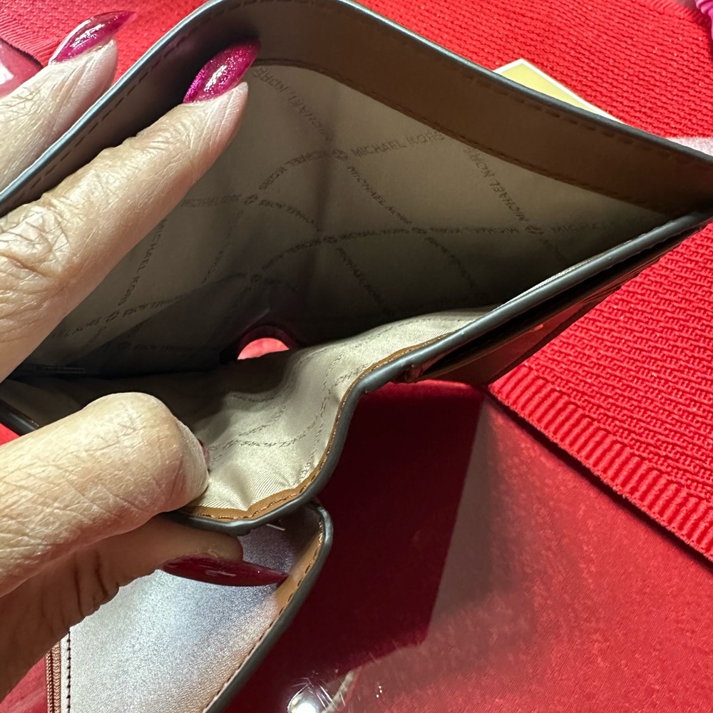 🤎🤎NWT Michael Kors Jet Set large Brown signature Wallet🤎🤎 - Picture 14 of 16